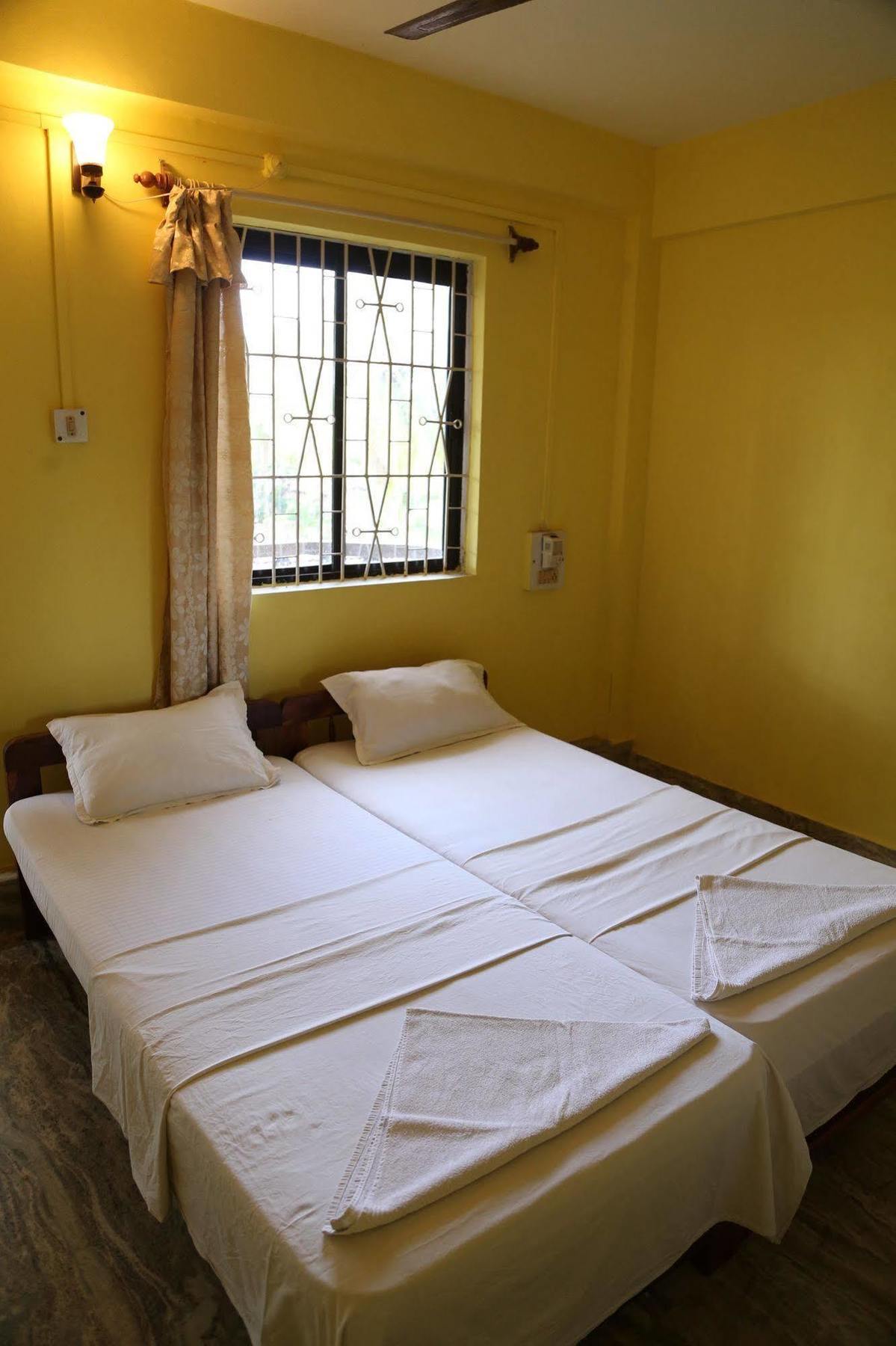 Sea View Resort Patnem Beach Exterior photo