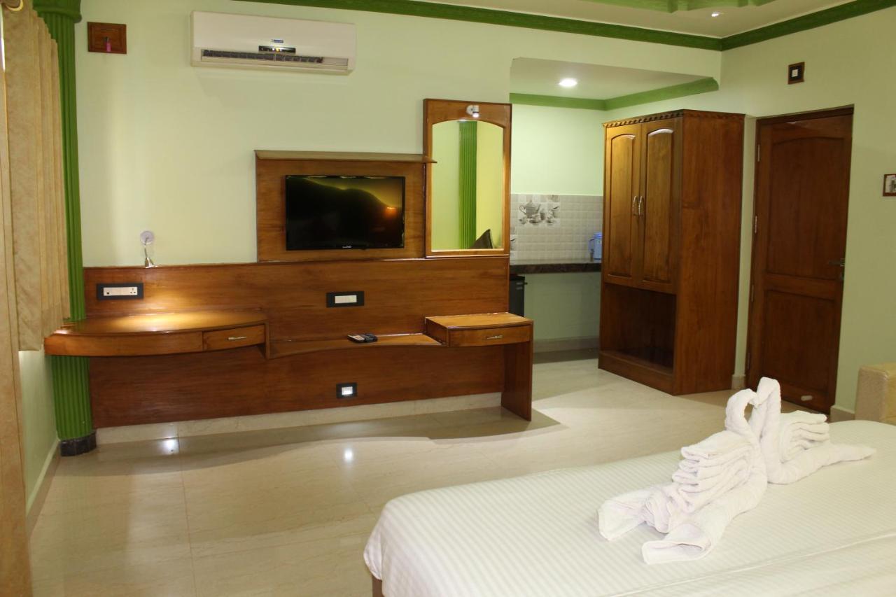 Sea View Resort Patnem Beach Exterior photo