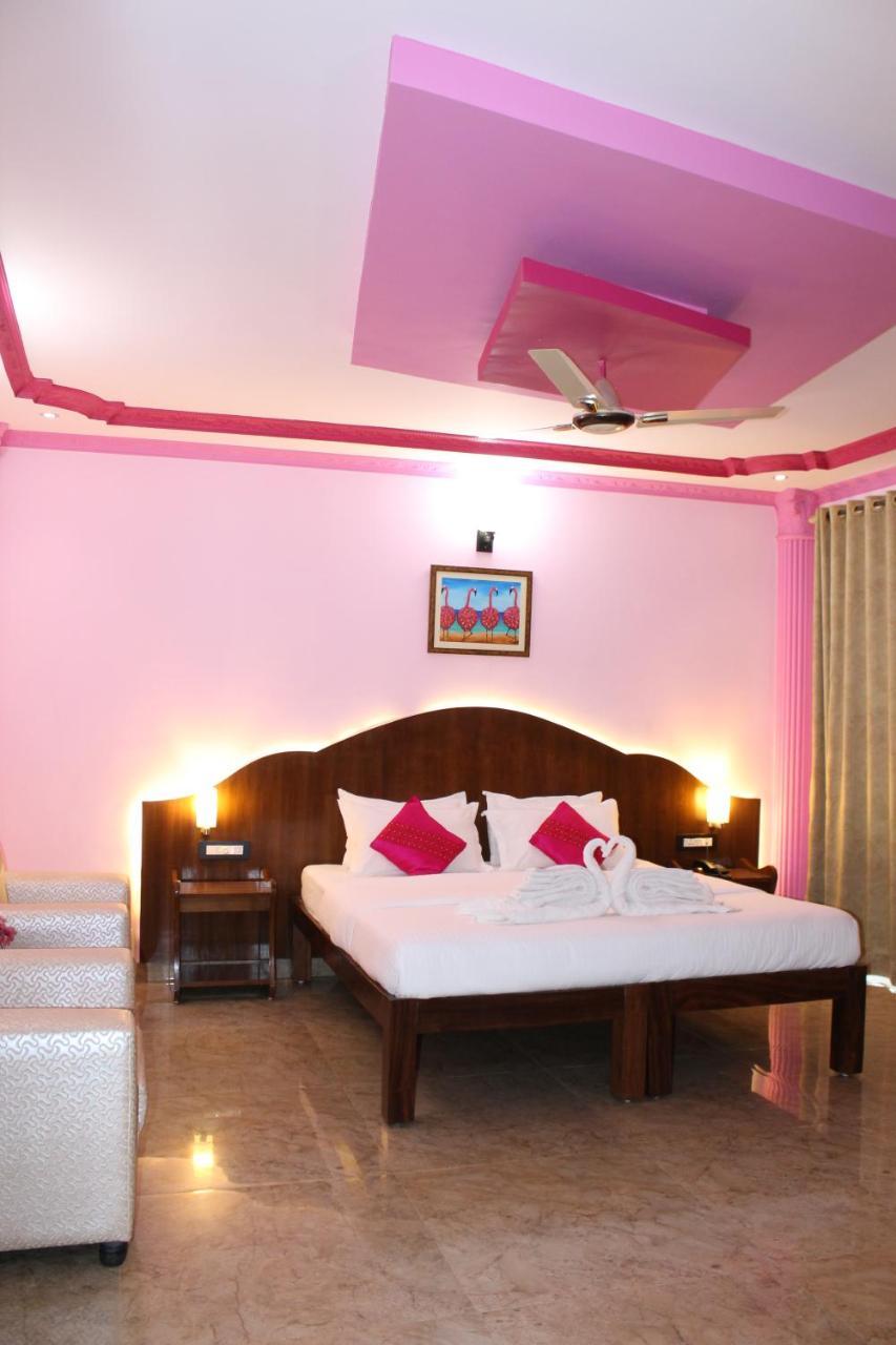 Sea View Resort Patnem Beach Exterior photo