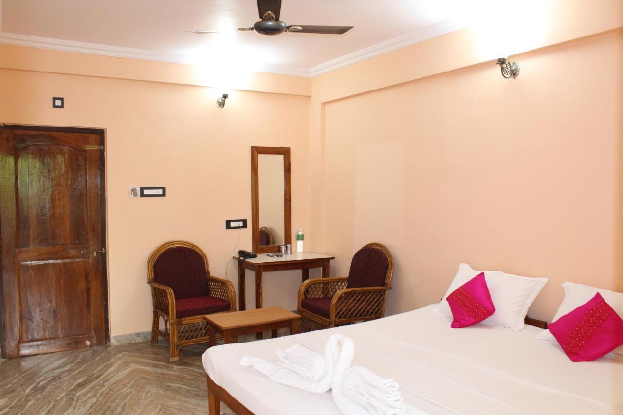Sea View Resort Patnem Beach Exterior photo